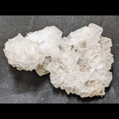 (TMMLS086) Halite (Salt) Great Salt Lake Utah (ls01min14)